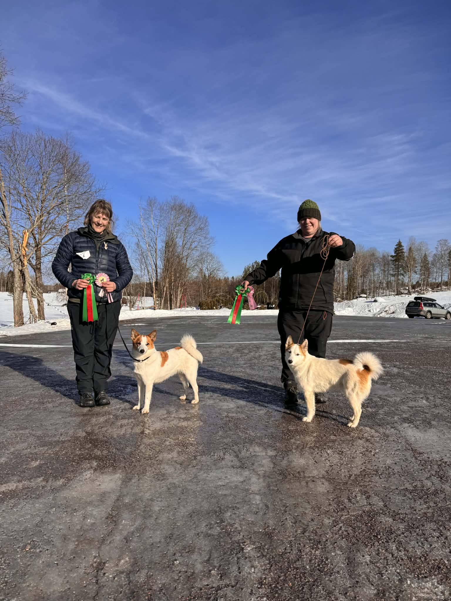 Nya Utställnings Champions STJÄRNSKALLETS KIRA ägare Thomas Björke & KÄLABÄCKENS LUNA ägare Torbjörn Österman